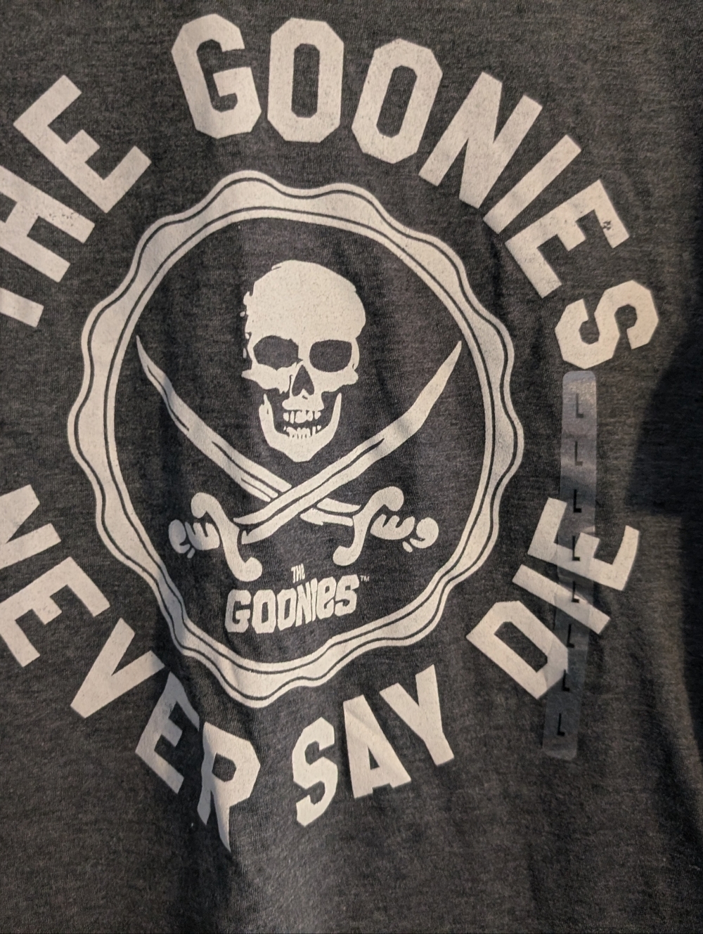 Goonies Tee Shirt Men BNWT - Picture 6 of 16
